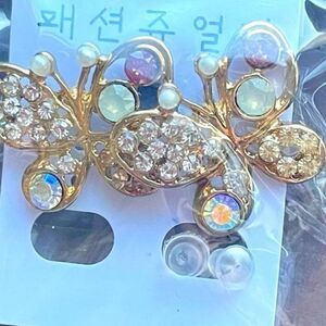 Gold Plated Butterfly Rhinestone Pearl Embellished Butterfly Earrings